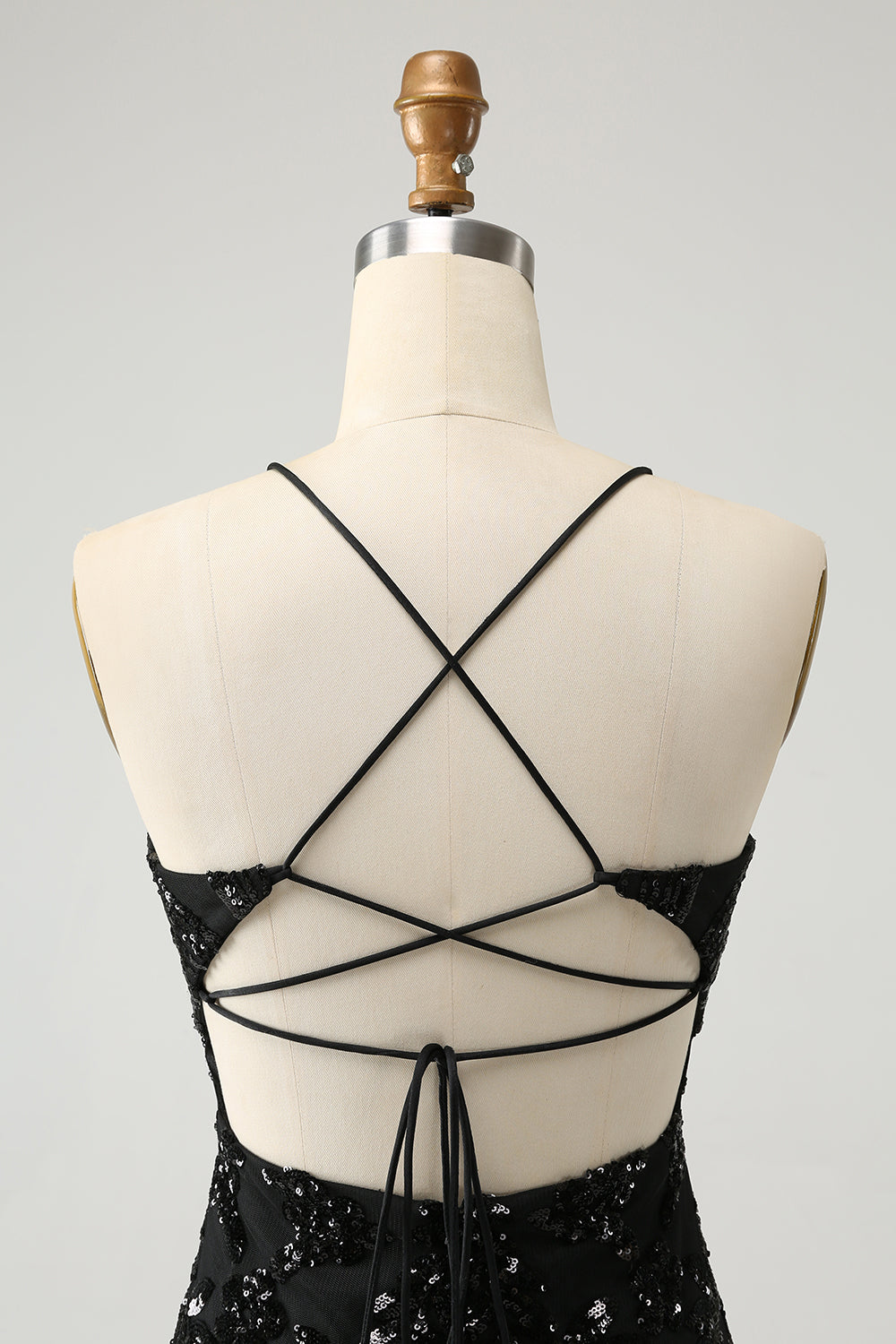 Brokatowa Czarna Cienkich Ramiączkach Cekinowa Sukienka Koktajlowa