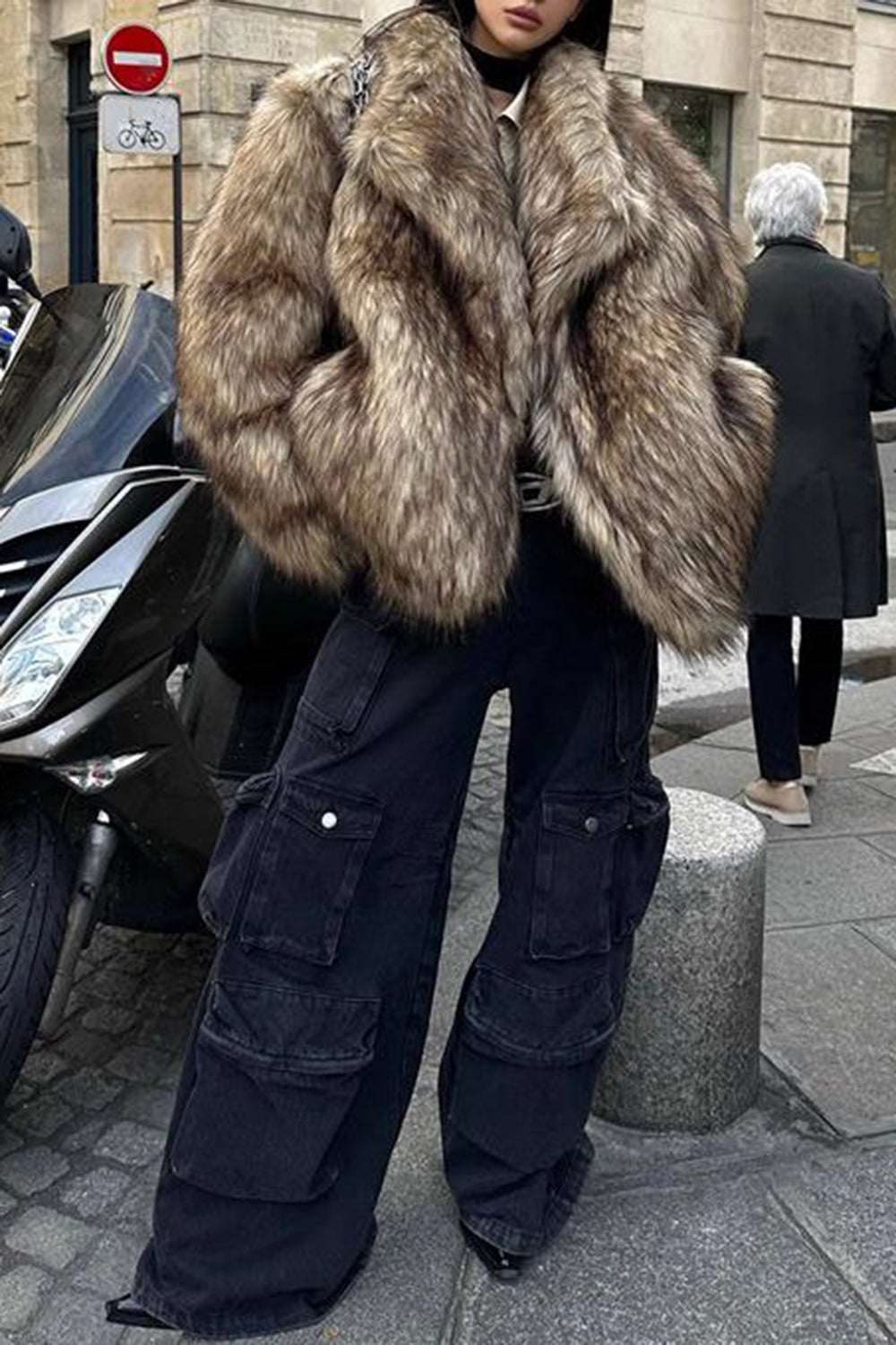 Brązowy Puszysty Sztuczny Futro Z Długim Rękawem Z Otwartym Przodem Krótki Płaszcz