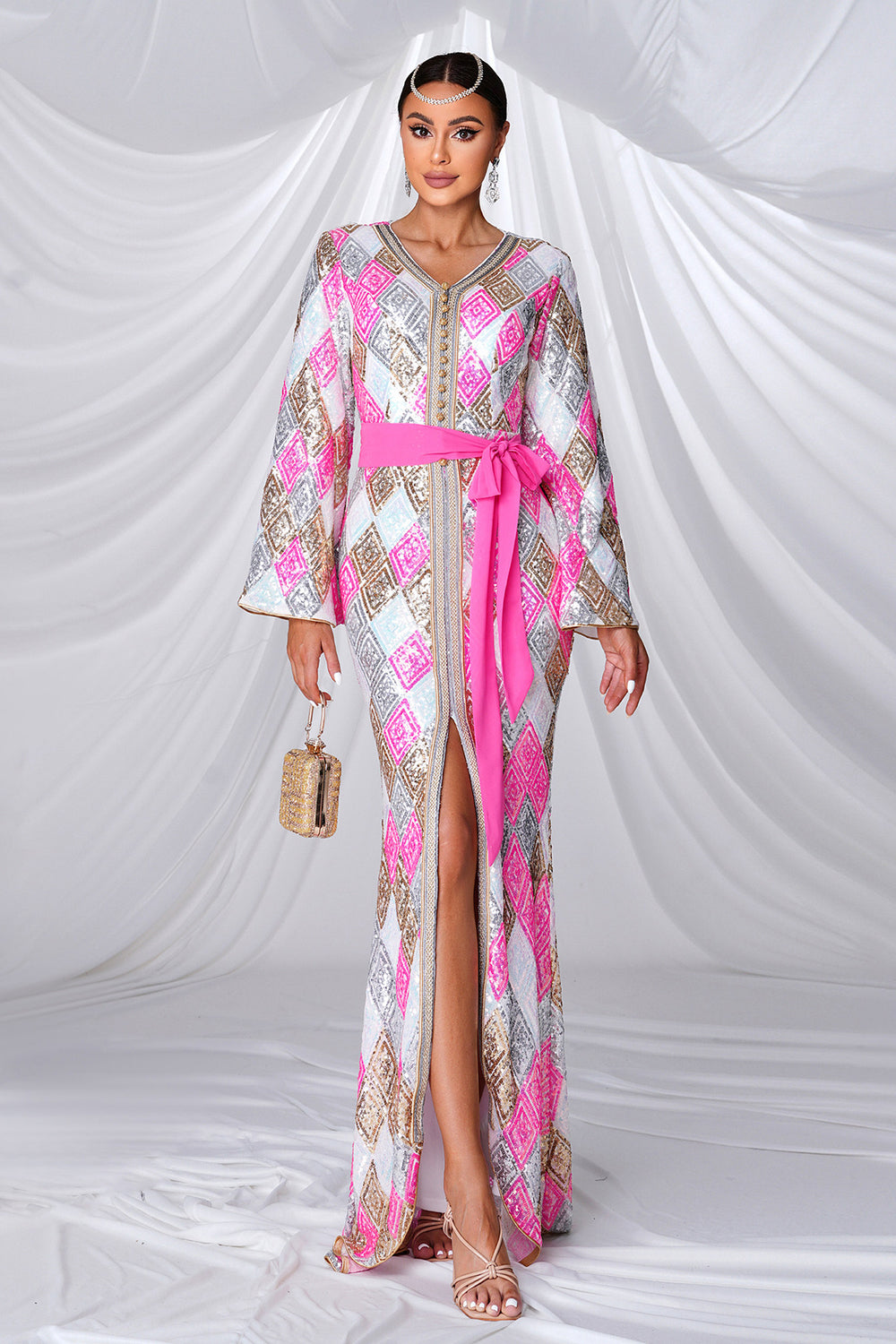 Różowa syrenka z dekoltem w szpic z długimi rękawami sukienka na studniówkę z rozcięciem