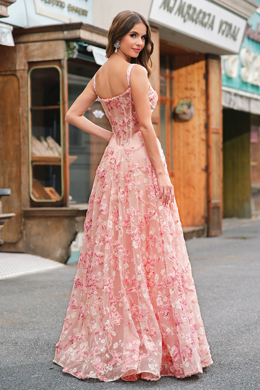 Różowy gorset z odkrytymi ramionami w kształcie litery A 3D motyle kwiatowa sukienka na studniówkę z rozcięciem