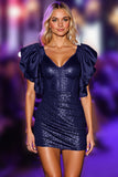 Błyszcząca granatowa sukienka bodycon Homecoming z marszczonymi rękawami