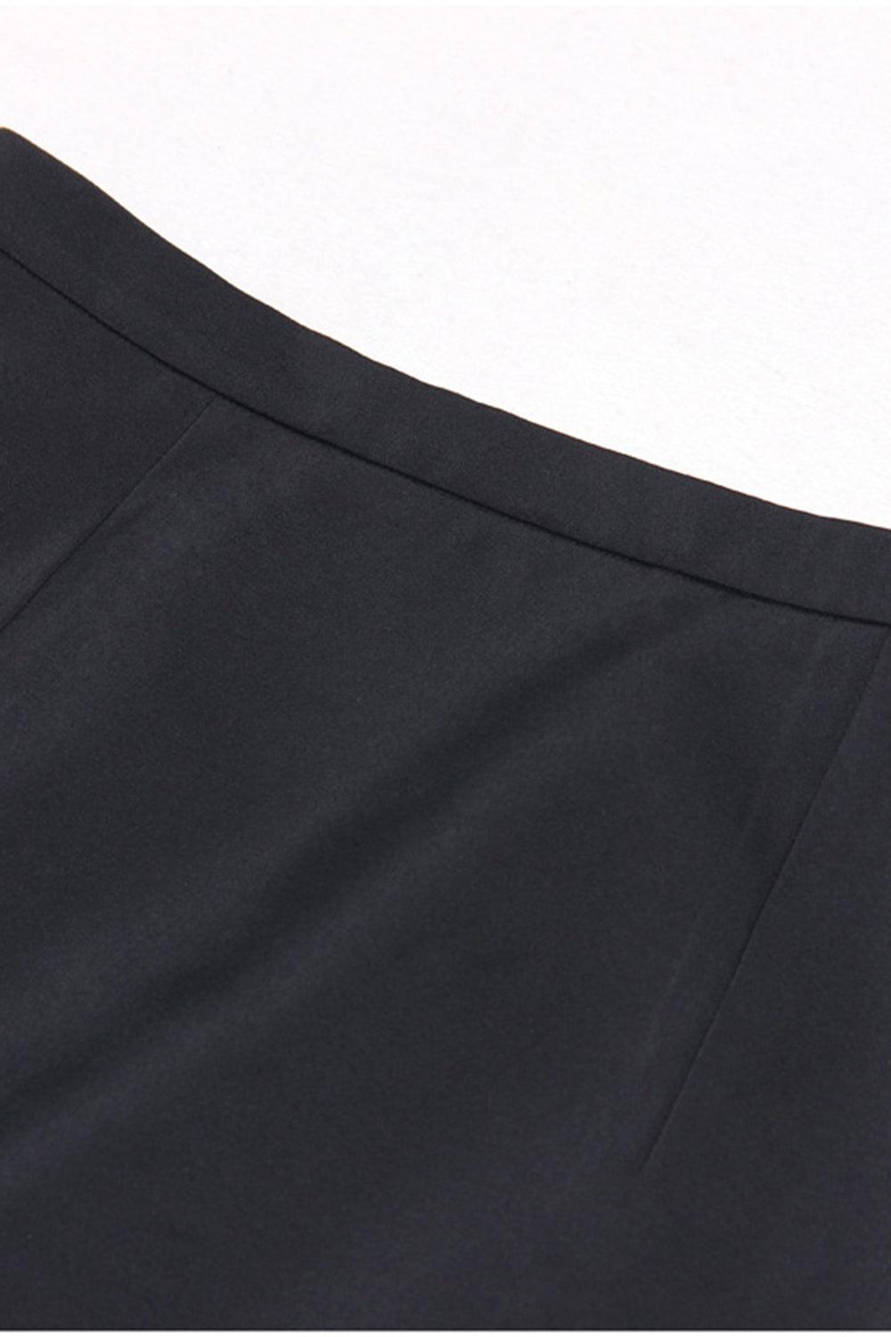 Czarne 2-częściowe krótkie damskie garnitury balowe z klapami w kształcie szczytu z piórem