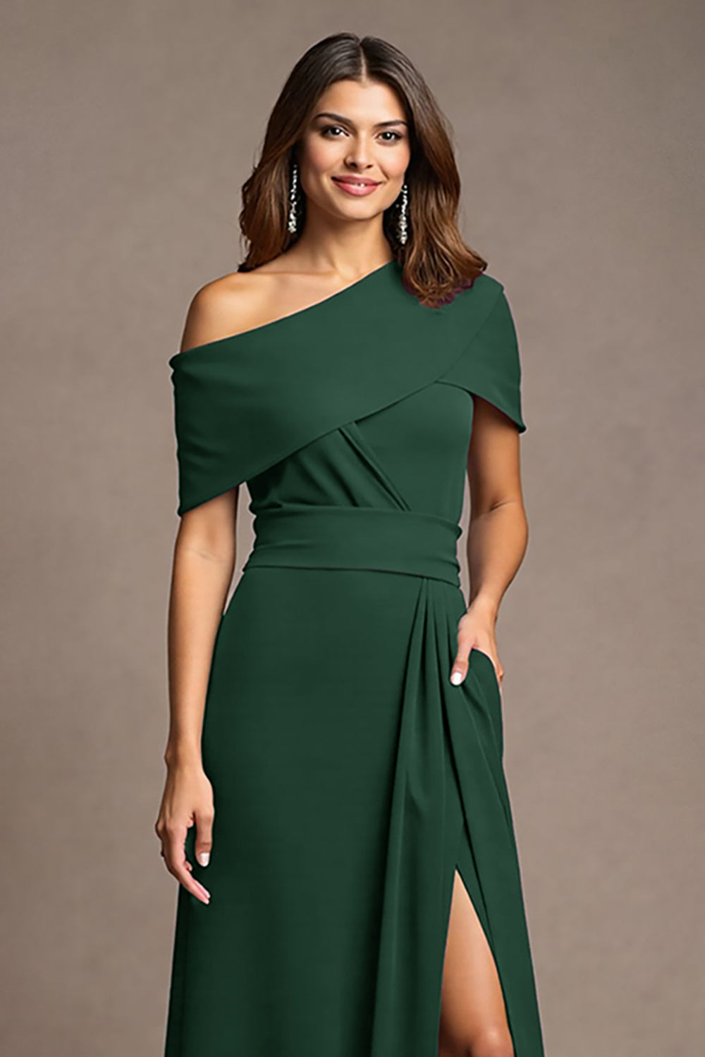 Bordowa Długa Sukienka Dla Matki Panny Młodej Z Rozcięciem