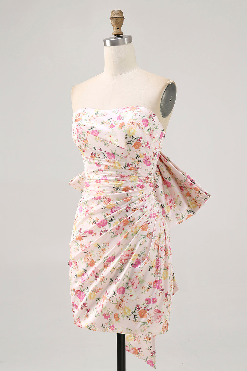 Różowa sukienka bez ramiączek bodycon z marszczeniami