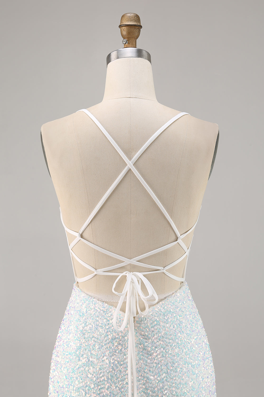 Błyszcząca biała sukienka z gorsetem bodycon z aplikacjami