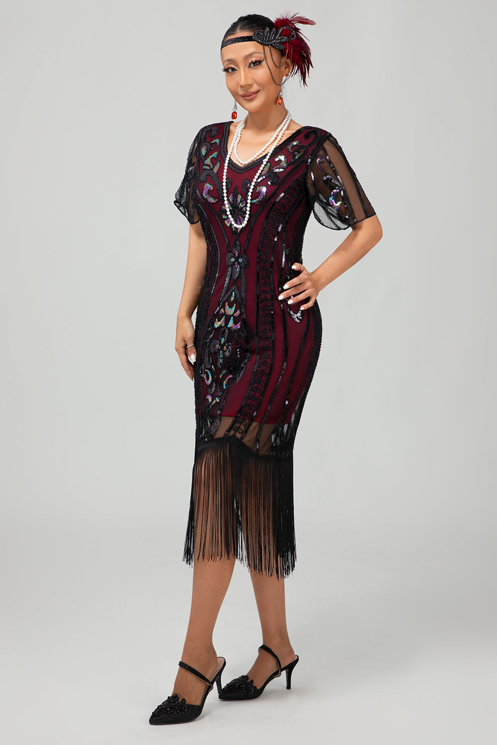 Flapper bordowa cekinowa sukienka bodycon z frędzlami z 1920 roku
