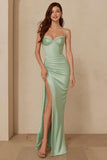 Dusty Sage Satin Sheath Spaghetti Ramiączka Długa Sukienka Druhny Z Rozcięciem
