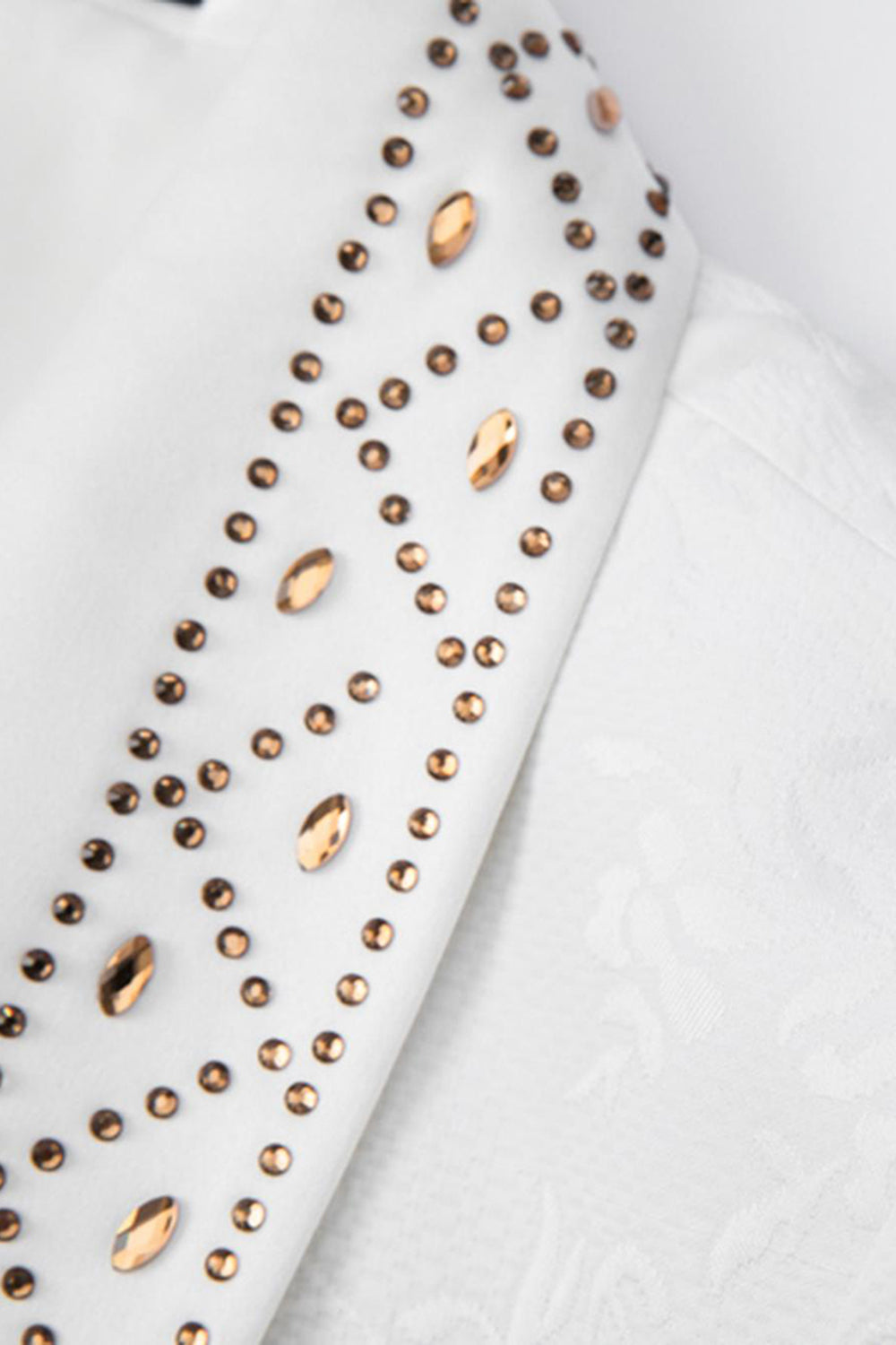 Biały szal klapa 2-częściowe męskie garnitury z koralikami