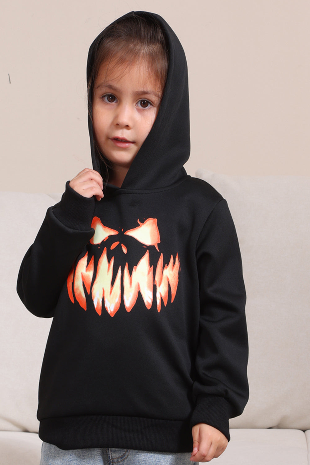 Rodzinna Bluza Z Kapturem Z Nadrukiem Czarnego Diabła I Dyni Na Halloween