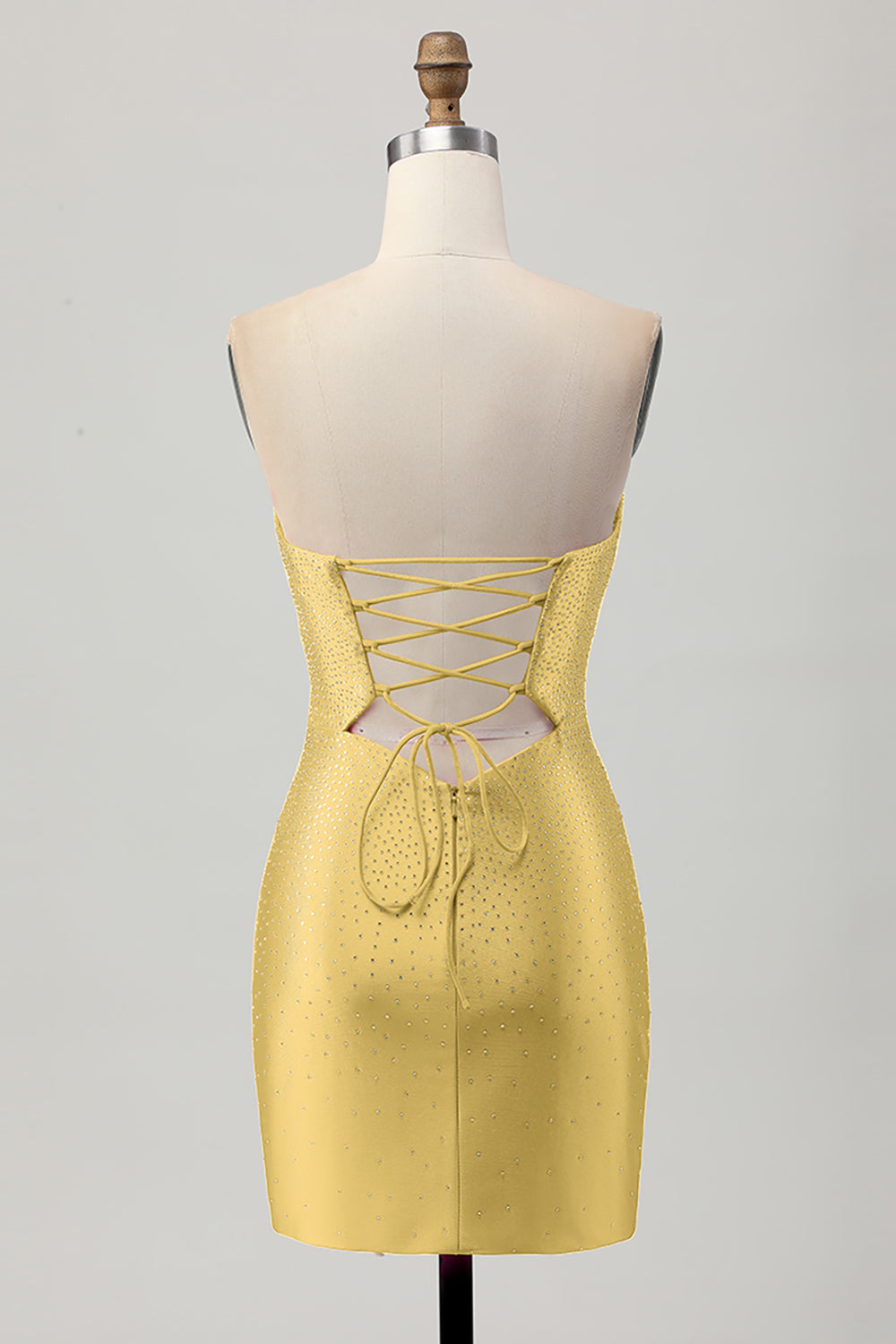 Czerwony sukienka bodycon z wycięciami na ramiączkach