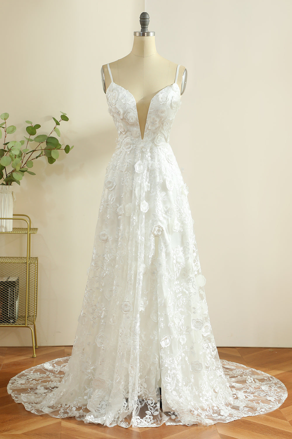 BiałeCienkich Ramiączkach Suknia Ślubna Boho Z Rozcięciem