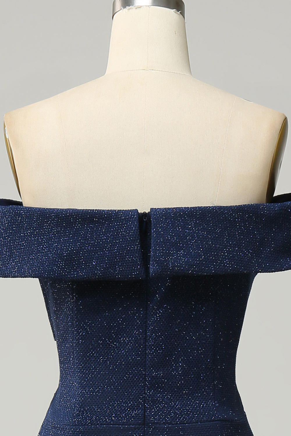 Błyszcząca Syrenka Granatowa Sukienki Dla Druhny z Odkrytymi Ramionami