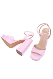 Sandały na platformie z paskiem na kostce z kości z kości słoniowej Ivory Chunky Heeled