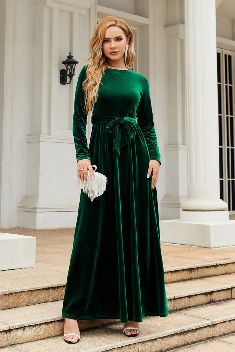 Linia Jewel Neck Czarna Aksamitna Sukienka Świąteczna