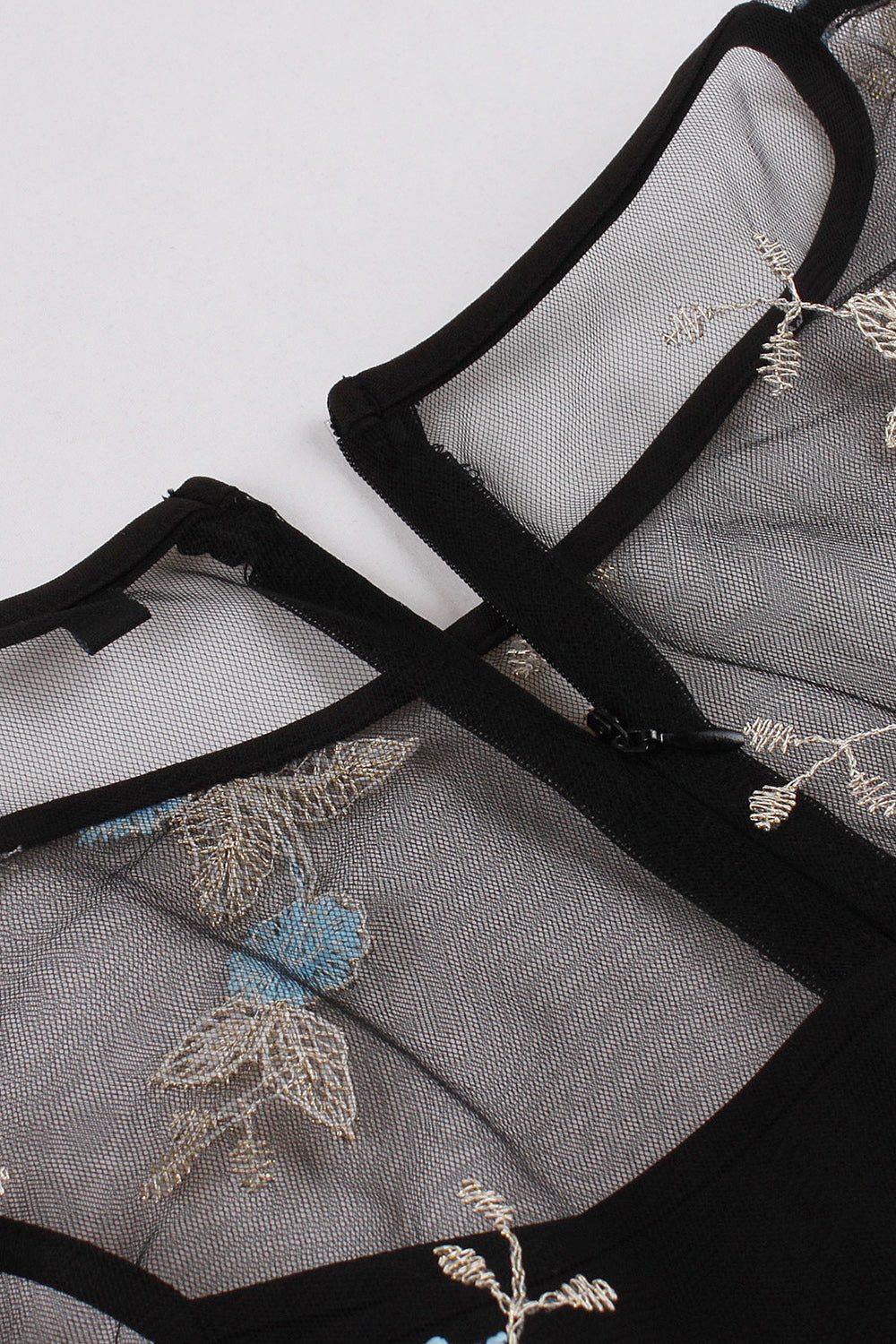 Czarna Sukienka Lata 50 z Haftem z Krótki Rękaw