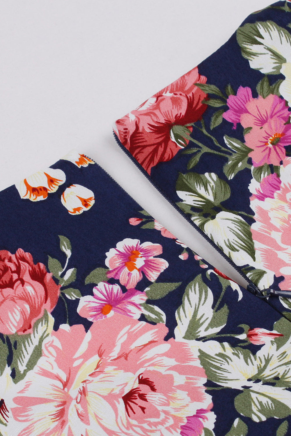 Granatowa Sukienka W Stylu Lat 50 Z Nadrukiem Z Krótkim Rękawem