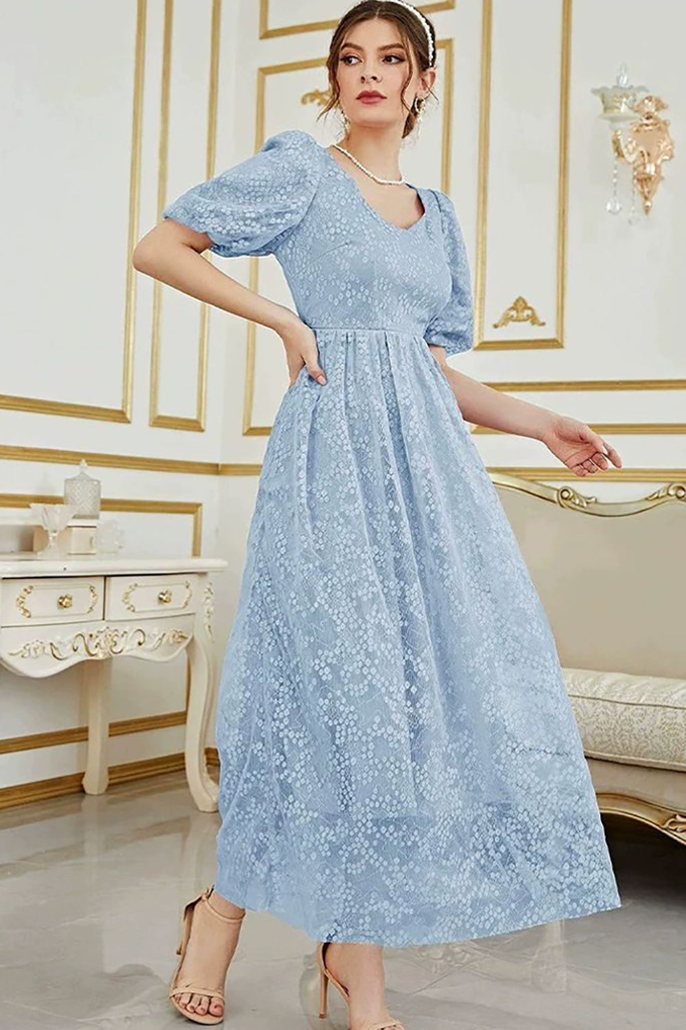 Niebieska Długie Sukienki Na Studniówke z Aplikacjami