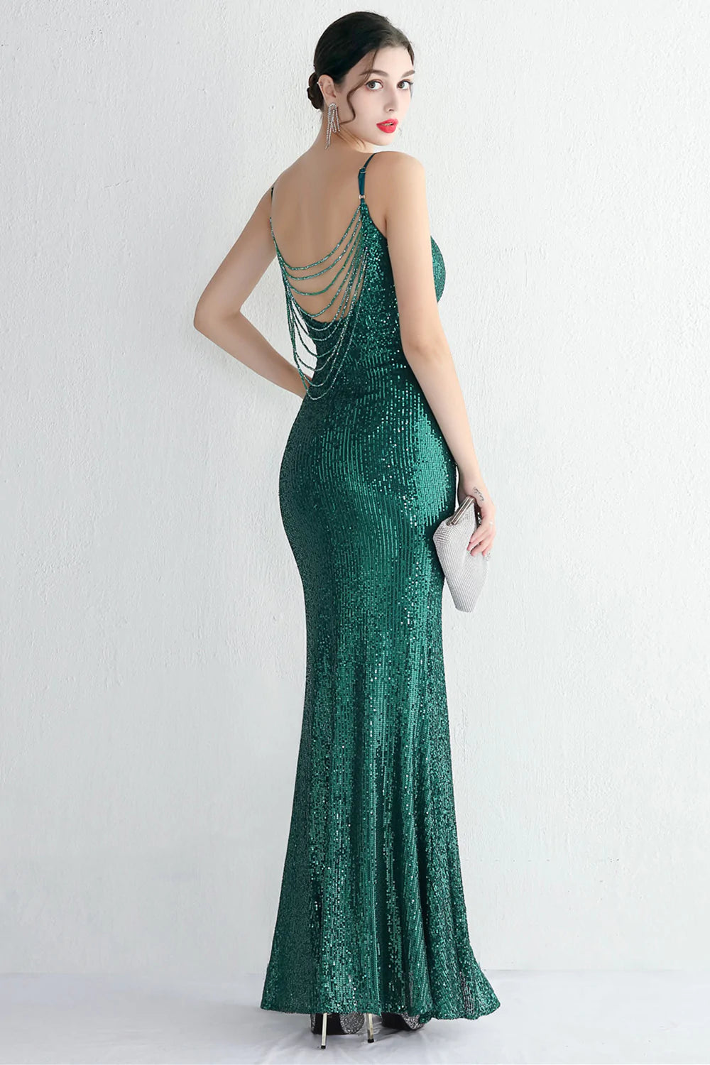 Ciemnozielona Cekinowa Syrenka Sukienki Na Studniówke z Odkrytymi Plecami Z Rozcięciem