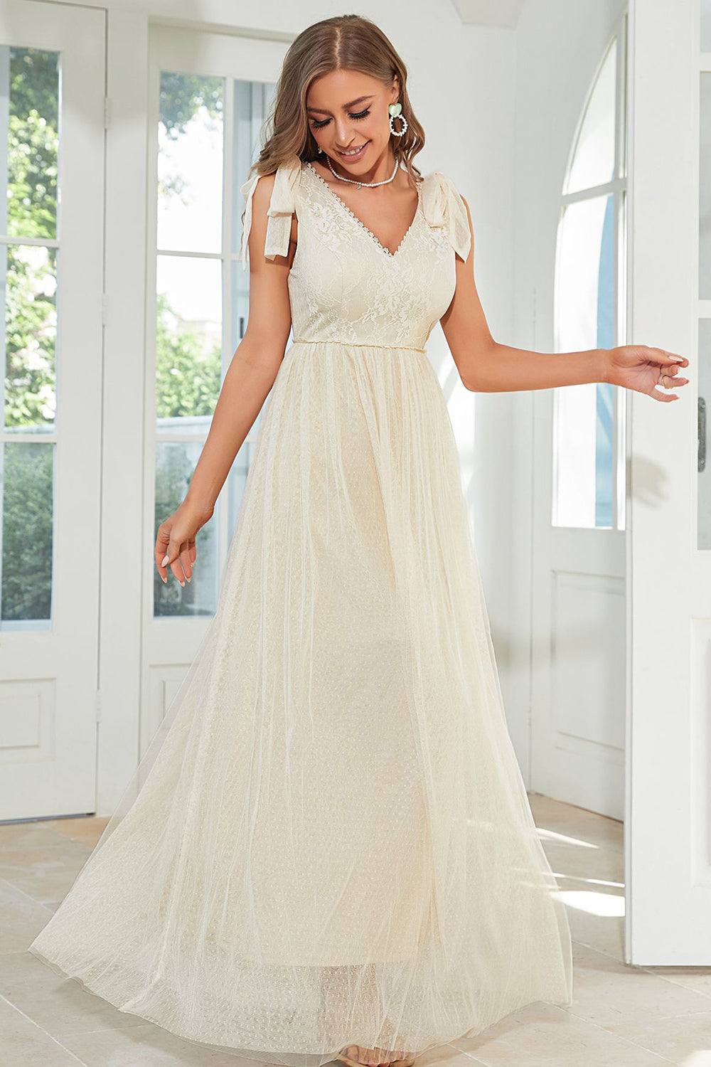 Koronkowa Morelowa Długa Sukienki Na Wesele z Kokardą