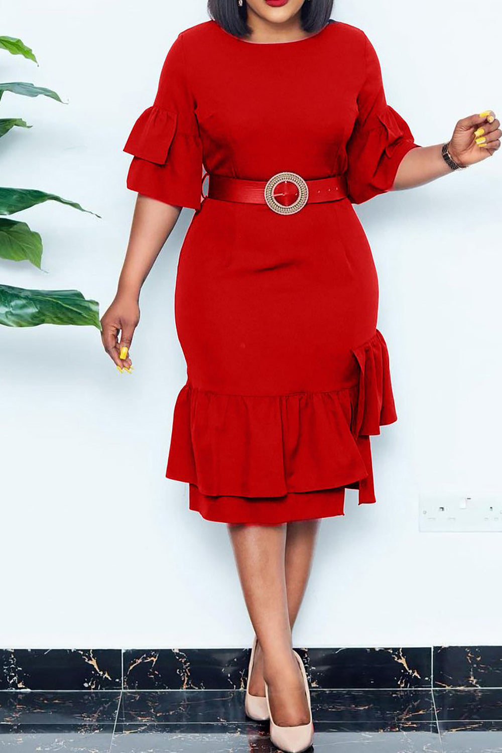 Granatowa Sukienka Robocza Z Okrągłym Dekoltem Z Krótkim Rękawem