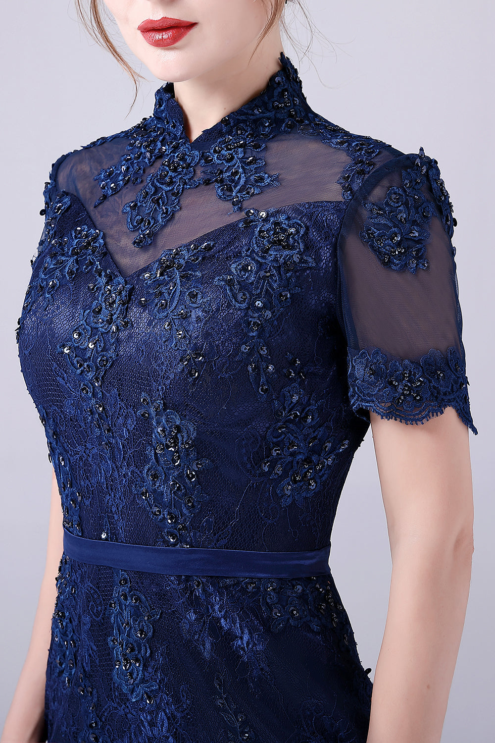 Granatowa Syrenka Do Kolan Do Kolan Sukienki Na Wesele Dla Mamy Z Aplikacjami