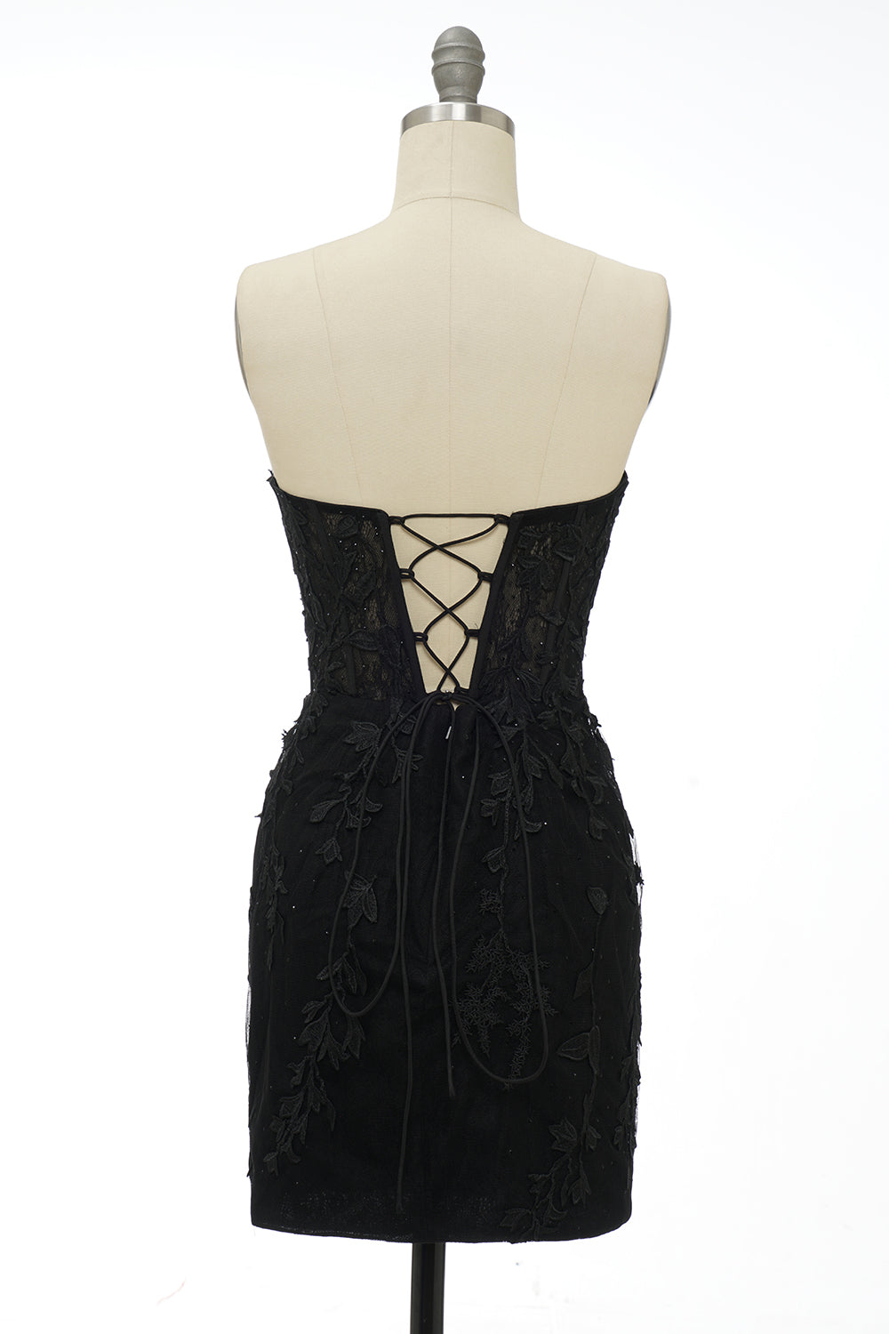 Obcisła różowa krótka sukienka Homecoming z aplikacjami