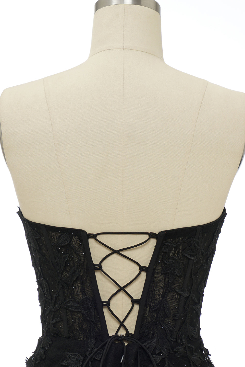 Obcisła różowa krótka sukienka Homecoming z aplikacjami