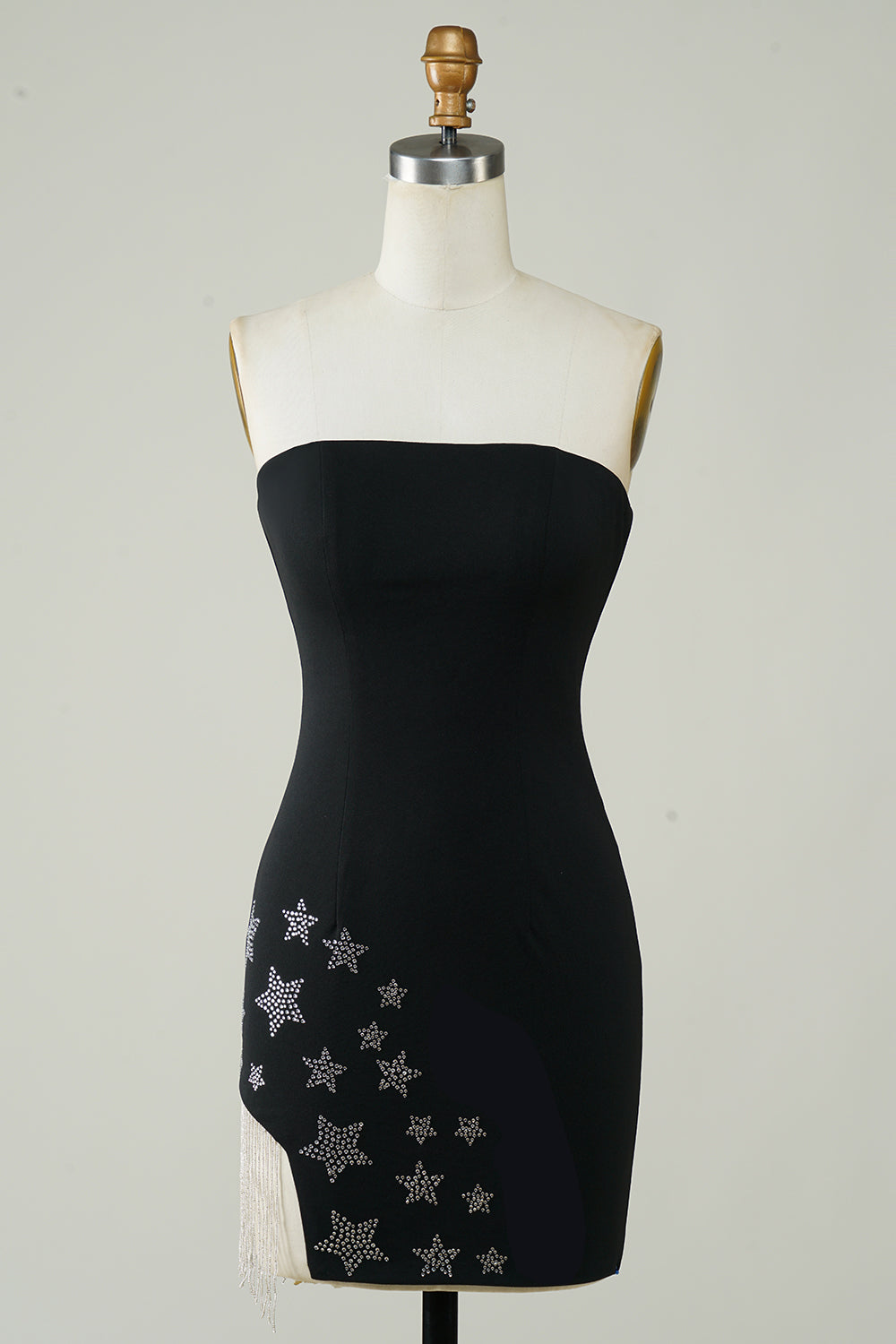 Stylowa czarna krótka sukienka bez ramiączek z frędzlami