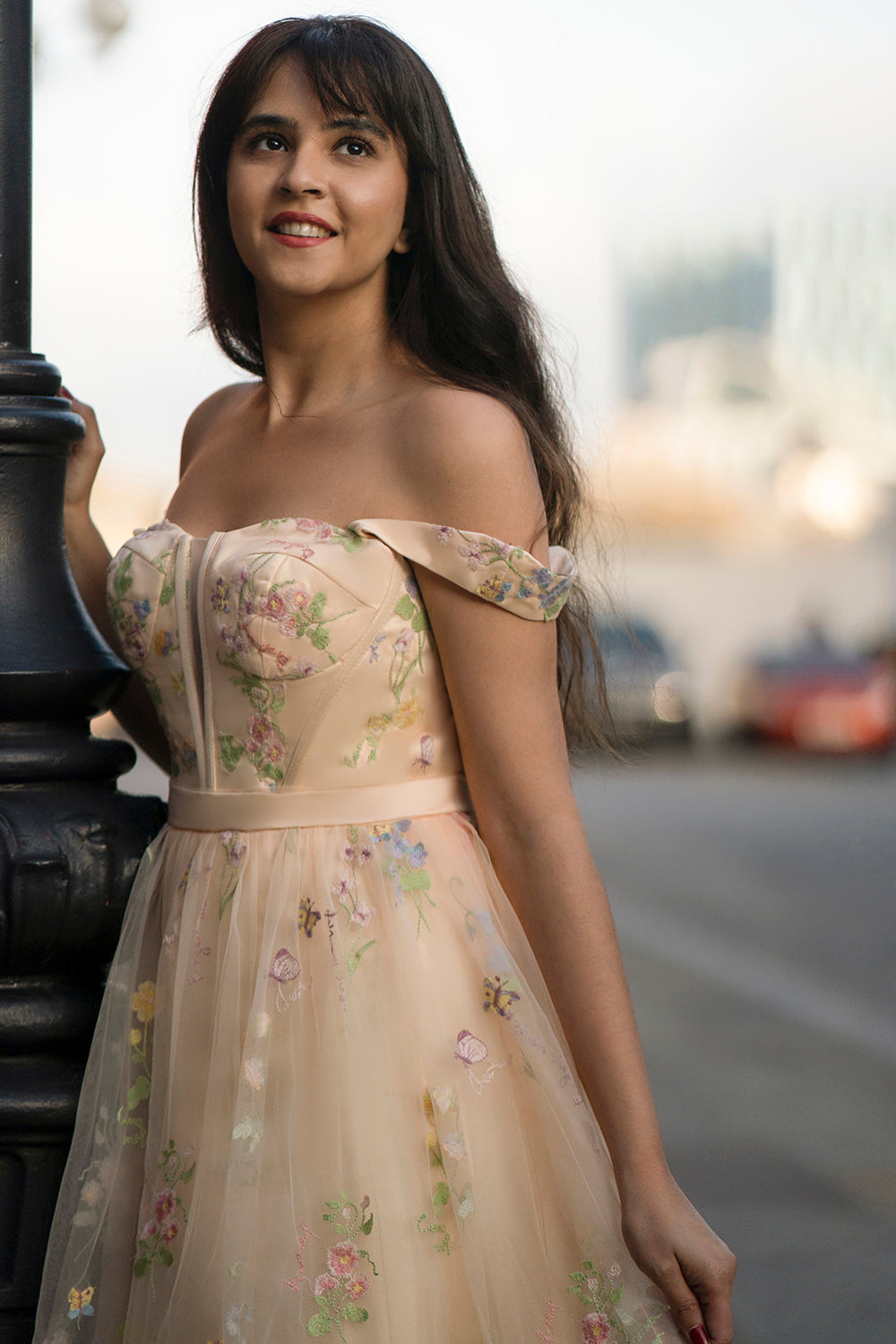 Szampańska Długa Sukienka Na Studniówkę Tiulowa