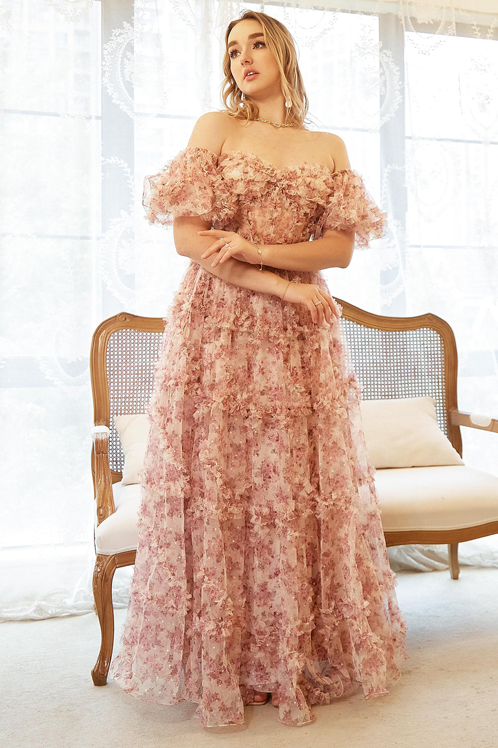 Plus Size Czerwona Sukienki Na Studniówke W Kwiaty Z Odkrytymi Ramionami