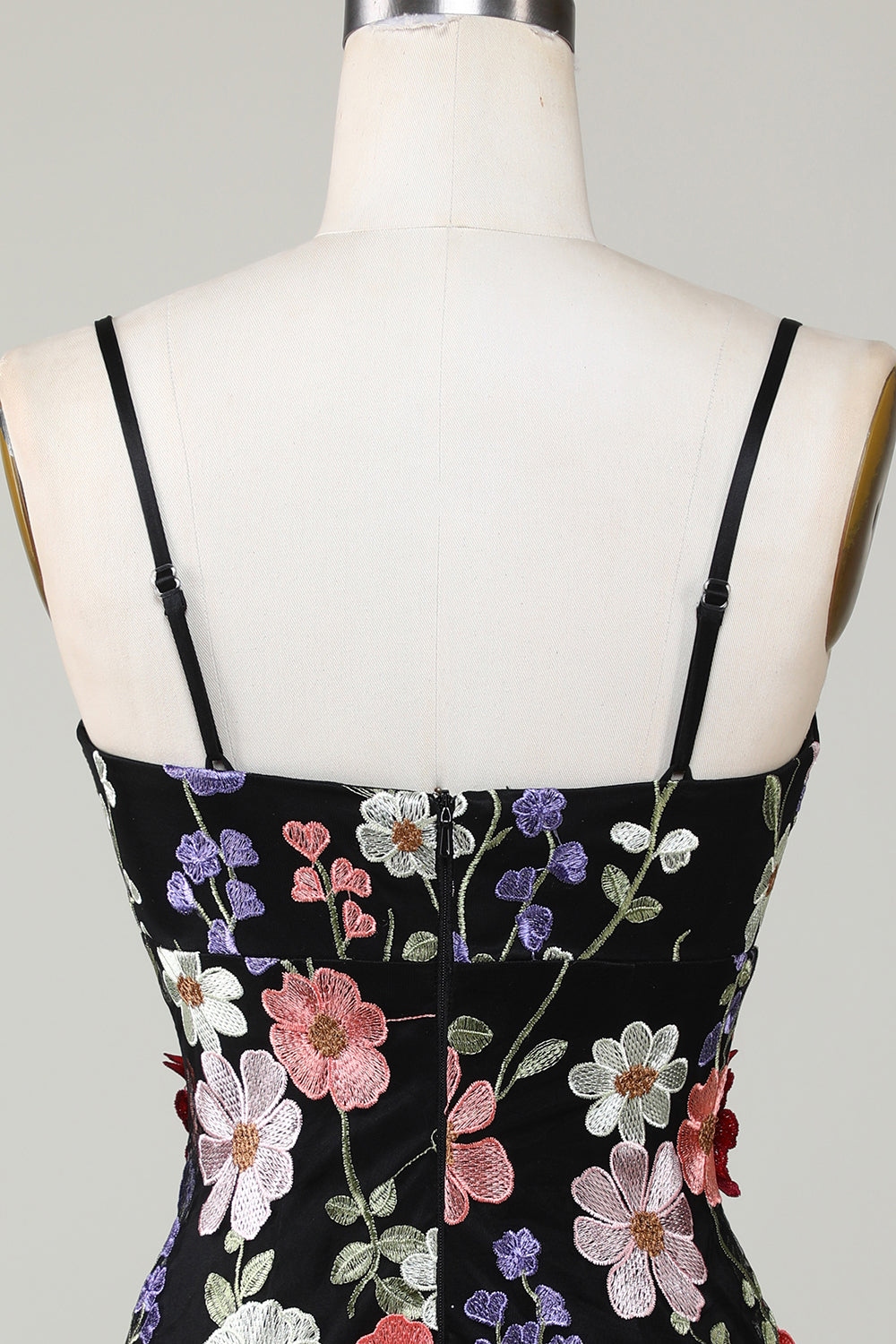 Bodycon Spaghetti Straps Czarna sukienka Homecoming z kwiatami 3D