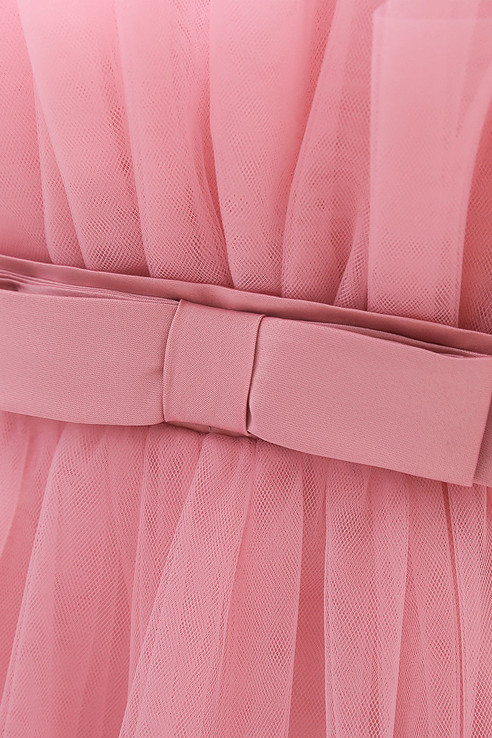 Zielona tiulowa sukienka dla dziewczynki z okrągłym dekoltem i kokardą