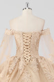 Princess Champagne Off the Shoulder Cape Rękawy Tiulowa sukienka Quinceanera z aplikacjami