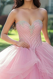 Różowa tiulowa sukienka księżniczki quinceanera w kształcie serca z koralikami