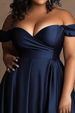 Plus Size Granatowa Satynowa Długa Sukienka Wizytowa Z Rozcięciem