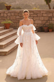 Kość słoniowa Linia Off The Shoulder Flare Sleeve Chapel Train Suknia ślubna z koronkowymi aplikacjami