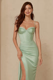 Dusty Sage Satin Sheath Spaghetti Ramiączka Długa Sukienka Druhny Z Rozcięciem