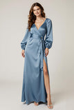 Lake Blue Satin Sheath Ruffle Długie rękawy Formalna sukienka z rozcięciem