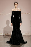 Syrenka Z Odkrytymi Ramionami Aksamitna Długa Sukienka Wieczorowa