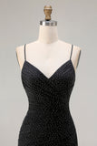 Błyszcząca sukienka na bal z ramiączkami spaghetti z rozcięciem