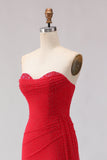 Czerwona syrena bez ramiączek, satynowa długa sukienka balowa z rozcięciem