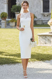 Koronkowa biała satynowa suknia ślubna midi