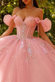 Błyszcząca różowa suknia balowa z odkrytymi ramionami na suknię Quinceanera