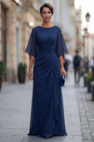 Sukienka matki panny młodej z marszczami w kolorze Chiffon Navy Navy z marszczanym spodnikiem