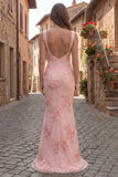 Żółta sukienka na bal z haftowanym kwadratowym kołnierzem i kwadratowym dekoltem
