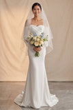Słoniowa z odsłoniętymi ramionami Mermaid Sweep Train Boho Wedding Dress z koronkowymi rękawami