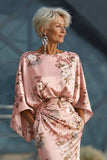 Sukienka matki panny młodej z satynowym wzorem w kolorze Dusty Rose Flower z rozkloszowanymi rękawami
