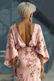 Sukienka matki panny młodej z satynowym wzorem w kolorze Dusty Rose Flower z rozkloszowanymi rękawami