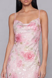 Błyszcząca różowa body-dopasowana ramiączka spaghetti z cekinami i kwiatową sukienią midi