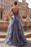 Elegancka sukienka na bal z tiulem w serek w kolorze Starry, Blue, Dusty Blue z falbanami w kształcie piętrówek